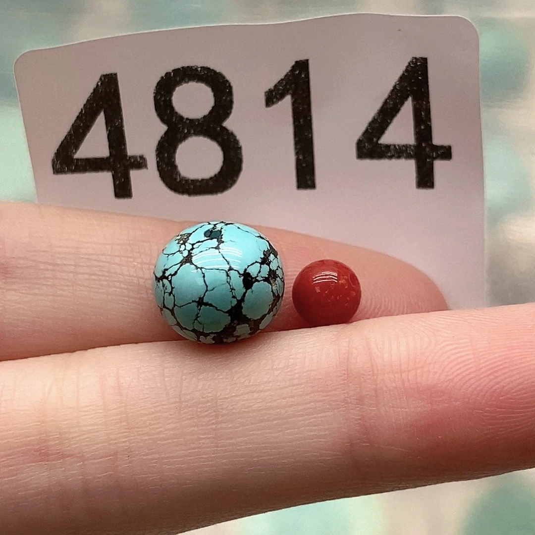 南红玛瑙未镶嵌珠宝奇石