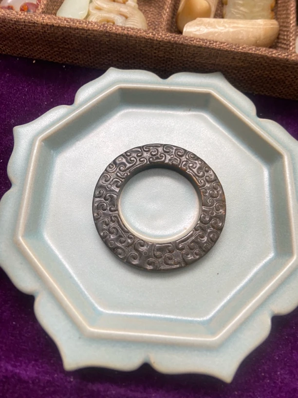 陶瓷盘，精美物件