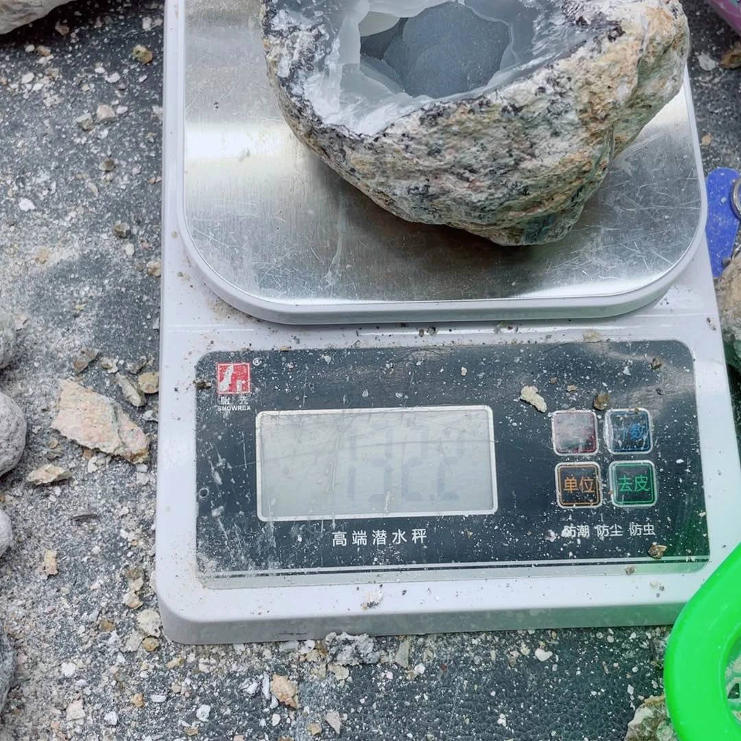 石材墨西哥晶洞维泽