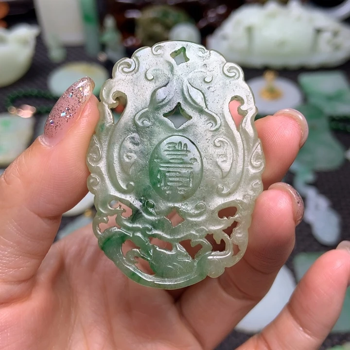 未镶嵌挂件翡翠清