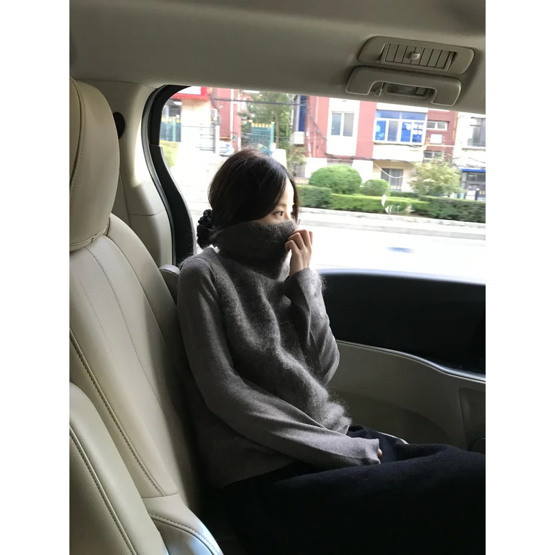 ZHONG HE · 滕捣捣 25冬新款马海毛无袖高领针织叠穿马甲毛衣女