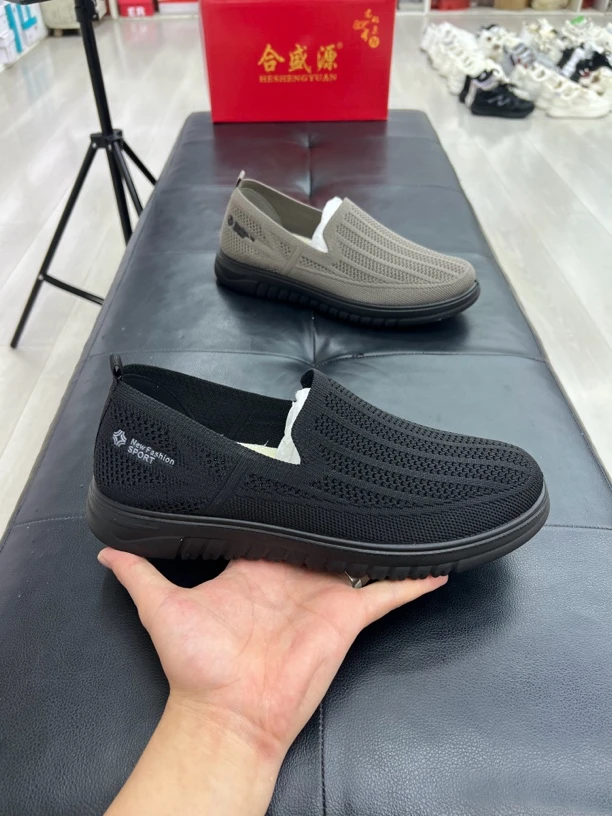 休闲轻质透气纯色春夏老年网面鞋网眼网鞋时髦合盛源老北京布鞋男