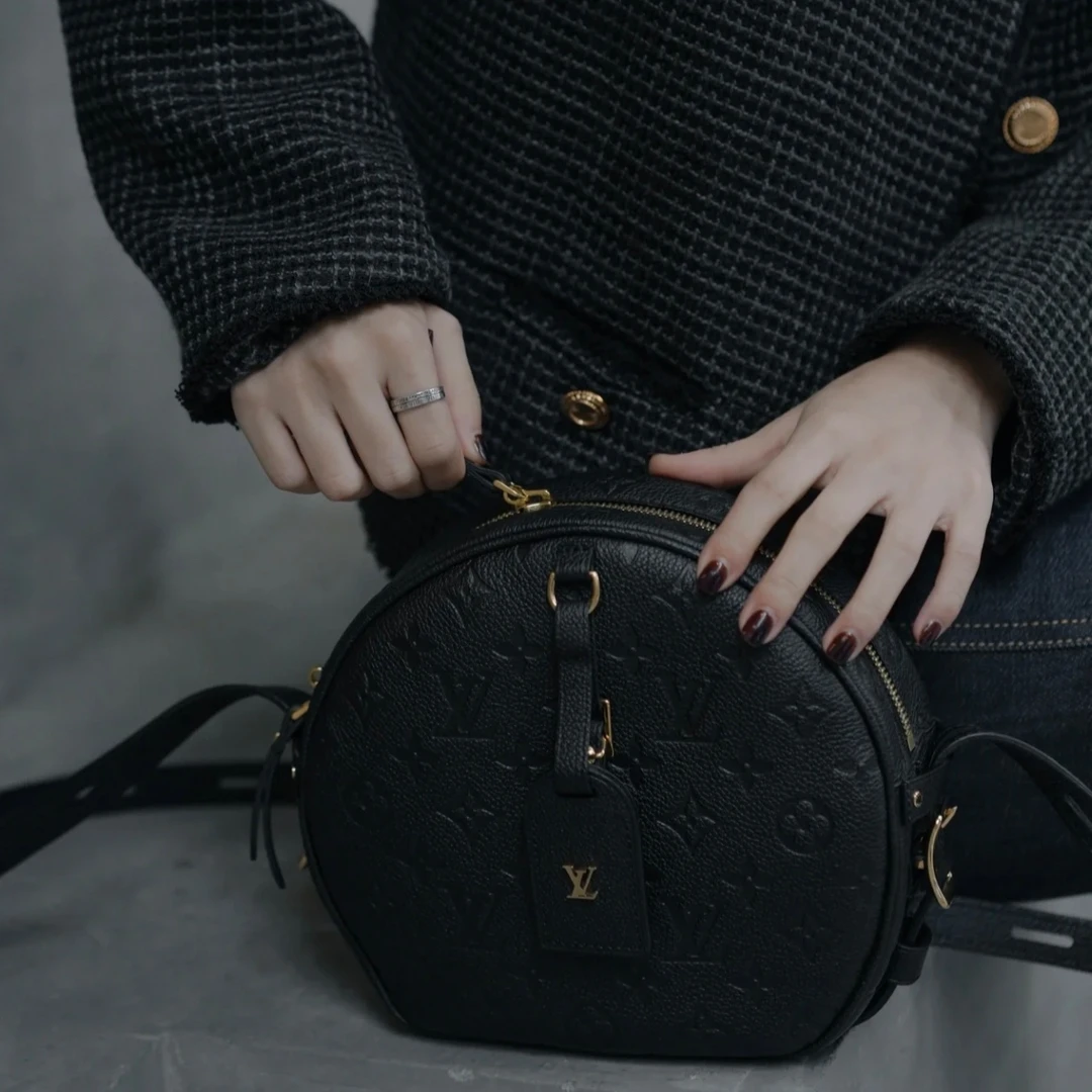 95新 LouisVuitton/路易威登 软饼大号全皮印花皮/ss3509