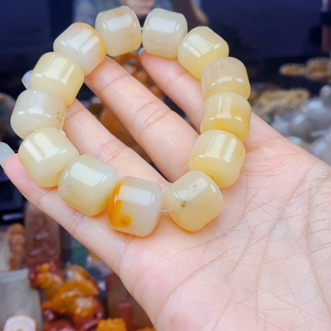 石英质玉（黄龙玉）未镶嵌吊坠(不含链)