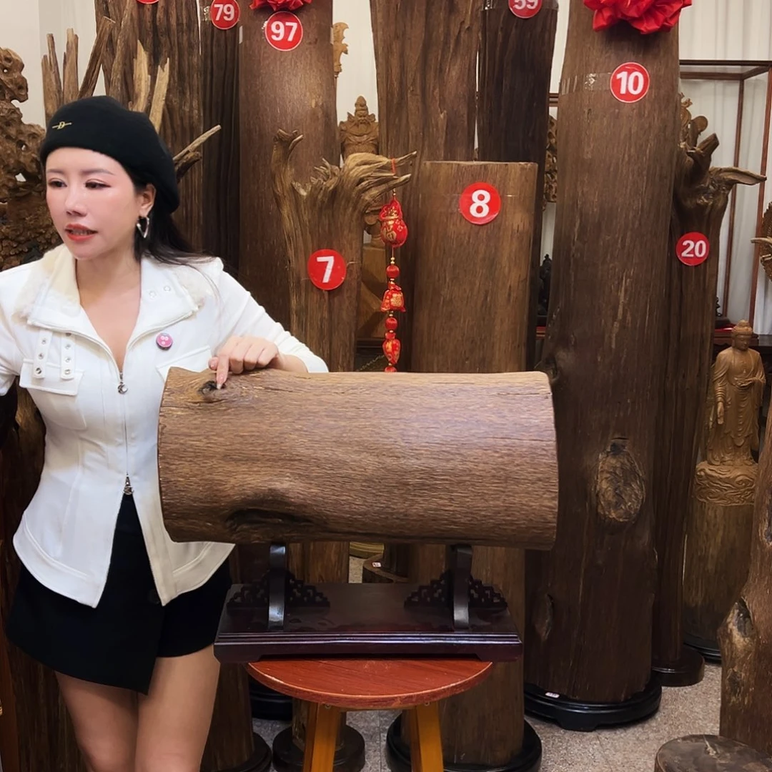 李***玟沉香碎屑沉香沉香材料