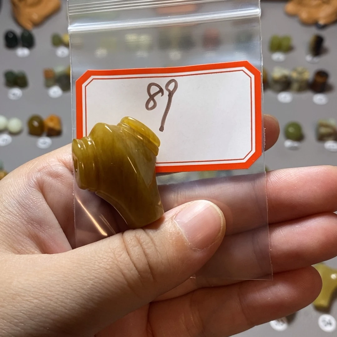 【闪购商品】蛇纹石玉配珠未镶嵌S****少