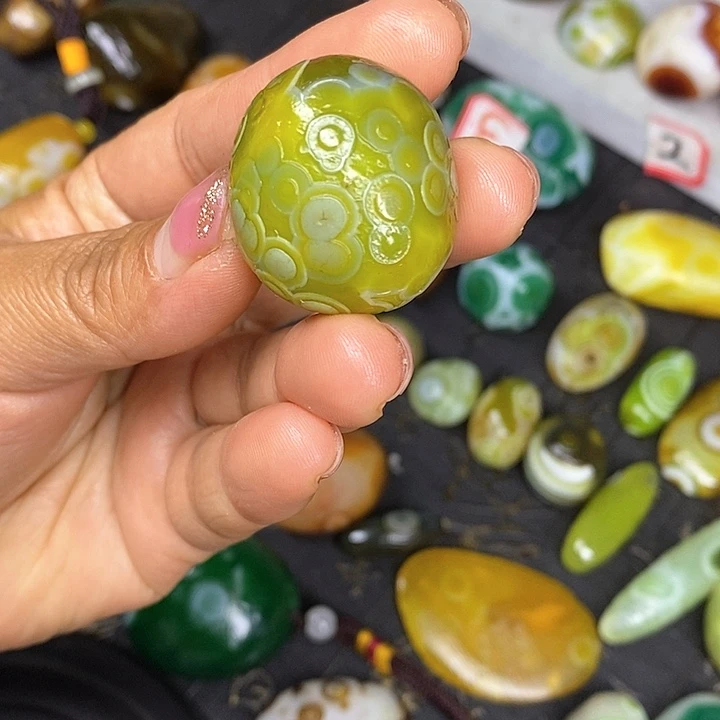 手把件奇石花眼玛瑙