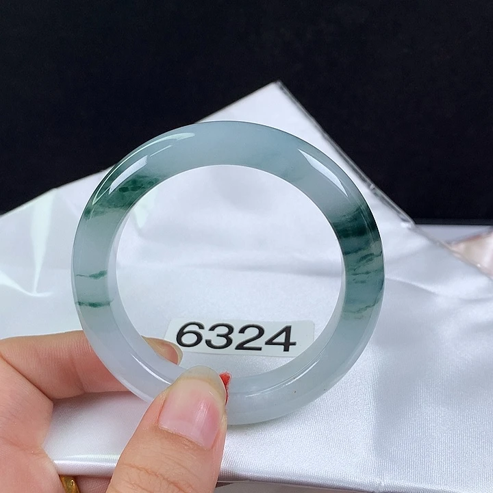 翡翠未镶嵌手镯51圈 糯冰意境飘蓝花