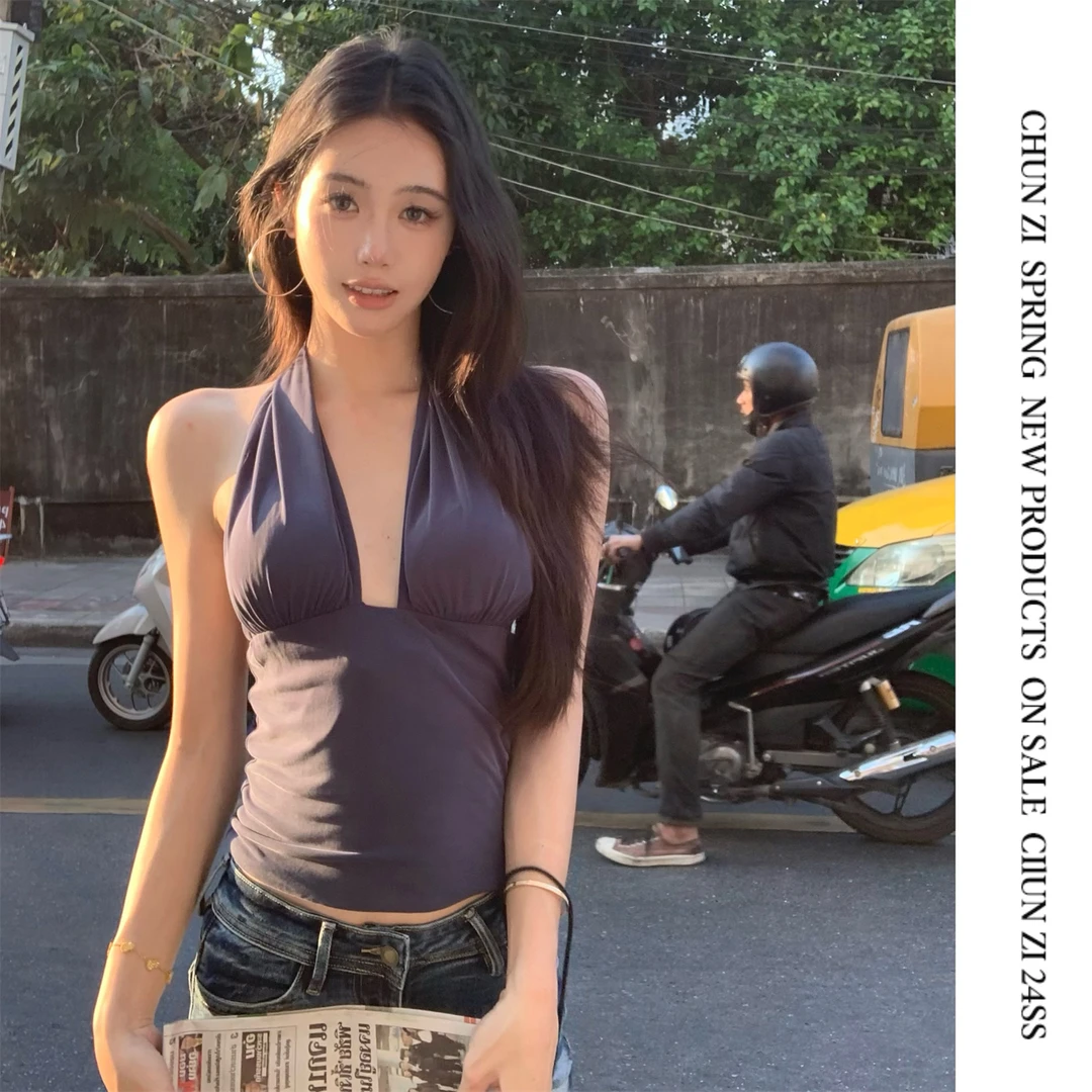 【CHUN ZI】25春夏 法式辣妹设计感背心挂脖修身显瘦上衣