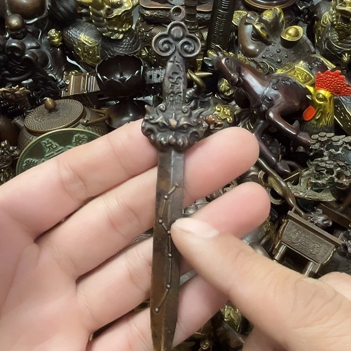 铜器摆件，精品铜器