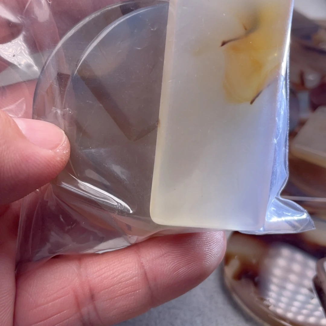 【闪购商品】玛瑙/玉髓颈饰合金?
