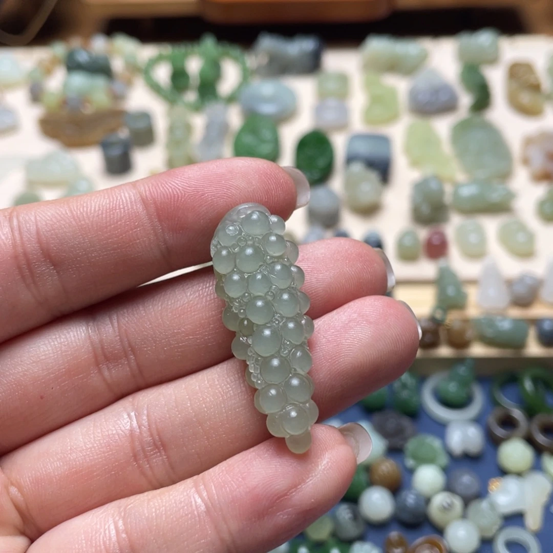 和田玉未镶嵌吊坠(不含链)