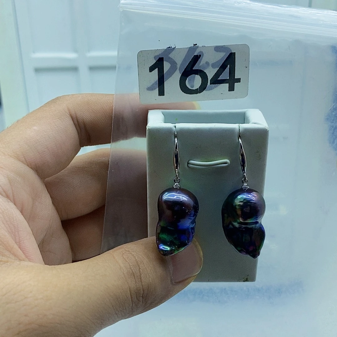 合金淡水珍珠颈饰