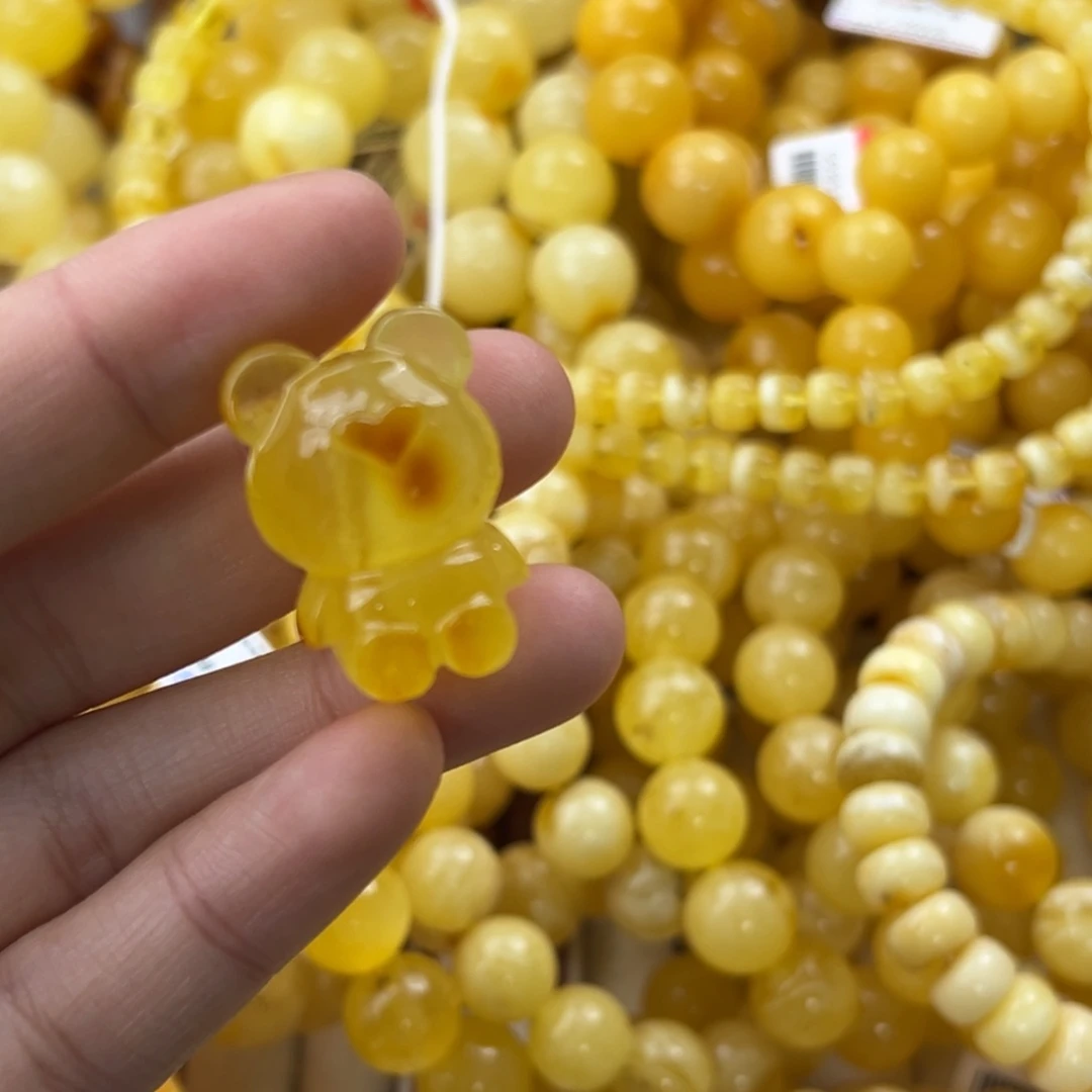 琥珀珠宝奇石未镶嵌
