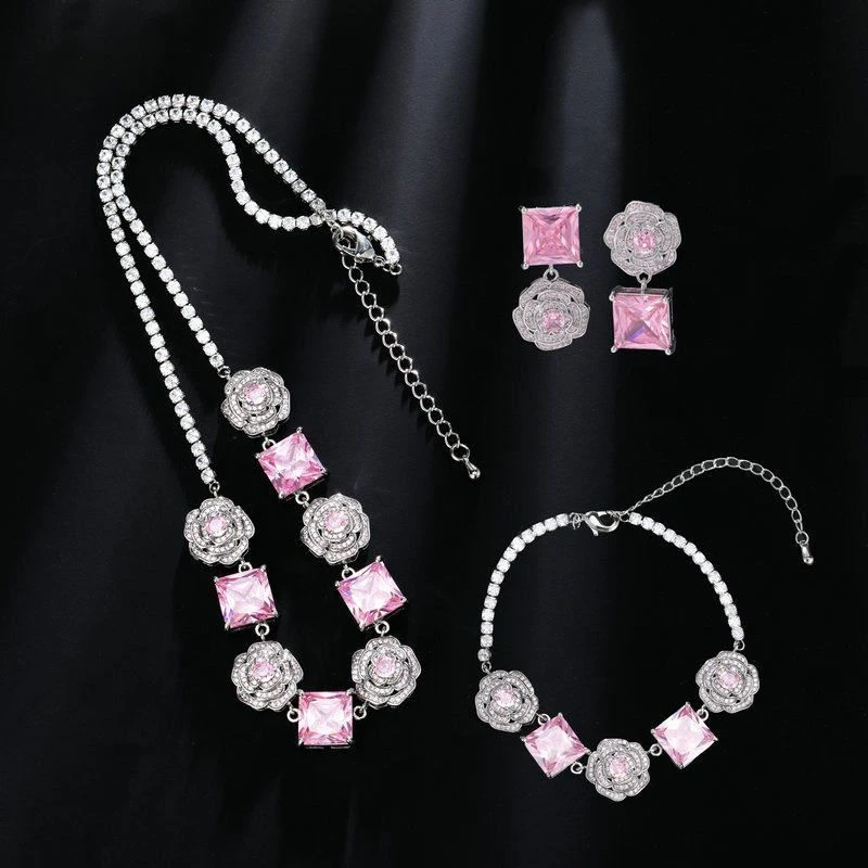 铜合金锆石项链 粉色锆石玫瑰花项链轻奢锁骨链时尚百搭小众饰品