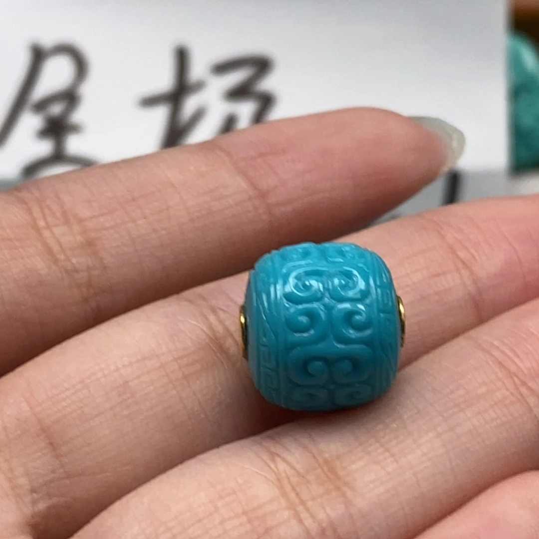 未镶嵌绿松石颈饰