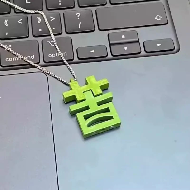 简约小巧个性磁吸项链情绪文字项链小众设计毛衣链打工人项链气质