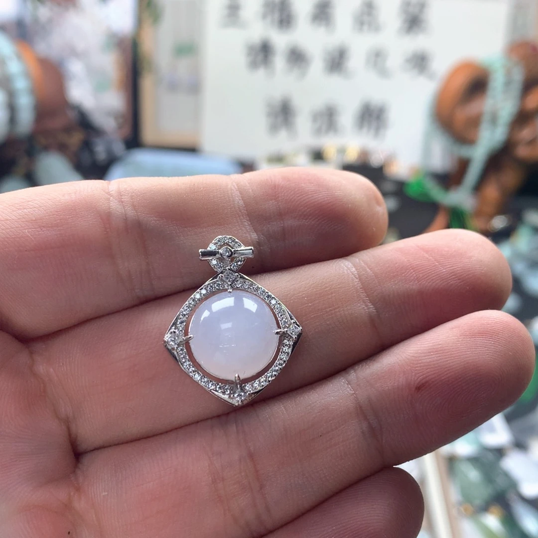 颈饰银S925镶嵌翡翠