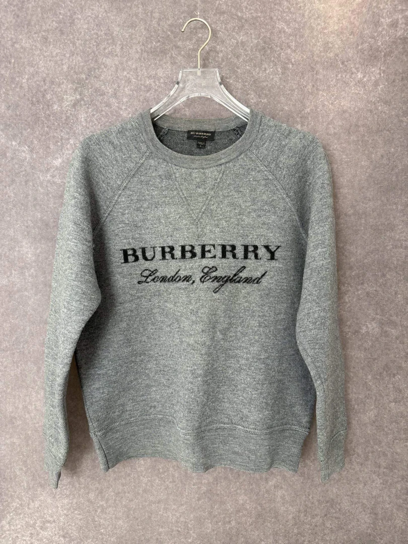 99新 BURBERRY/博柏利 Burberry 巴宝莉logo 字母卫衣 s码 0509