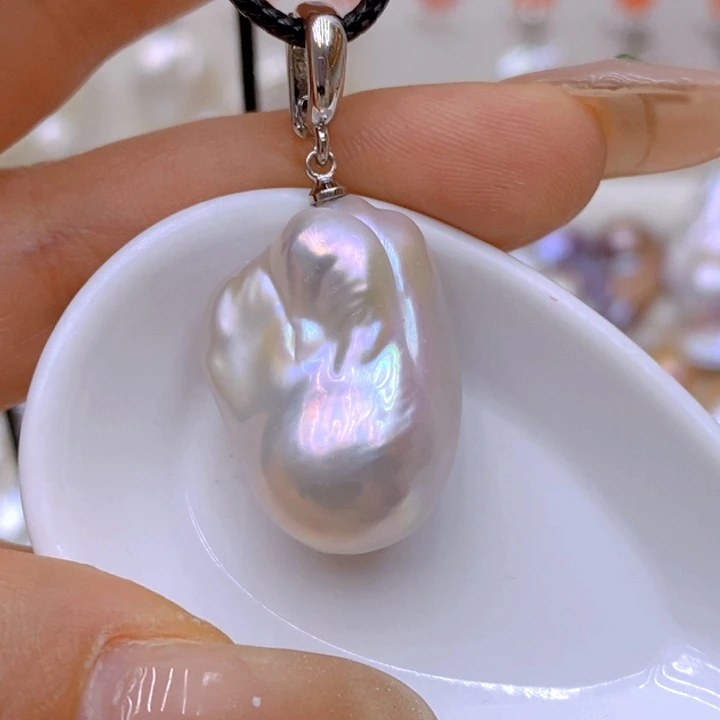 颈饰未镶嵌淡水珍珠