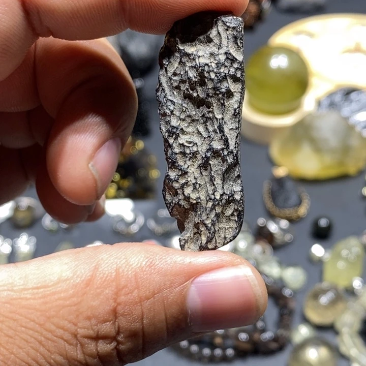 玻璃铁合金雷公墨