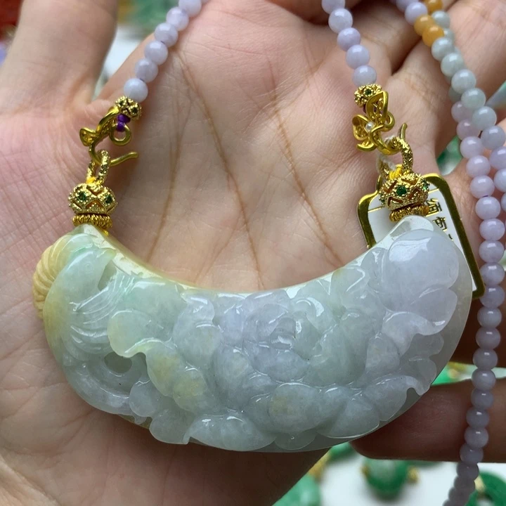 颈饰未镶嵌翡翠翡翠