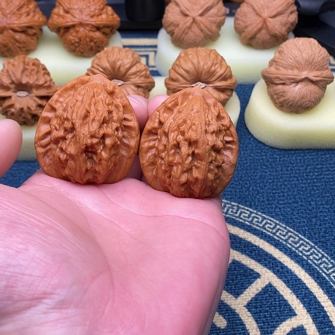 文玩核桃吊坠大红袍41尺