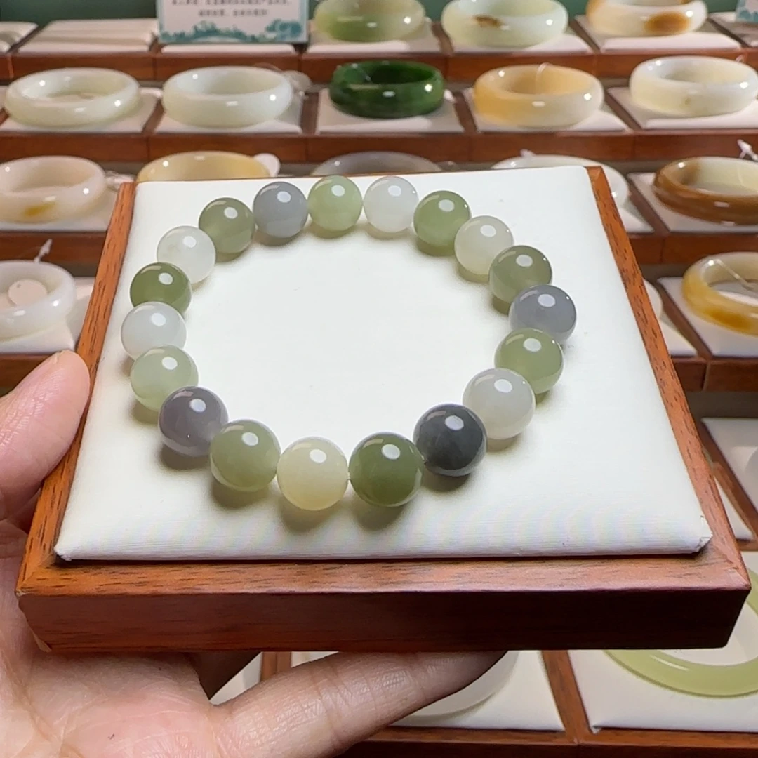 和田玉未镶嵌手串19颗