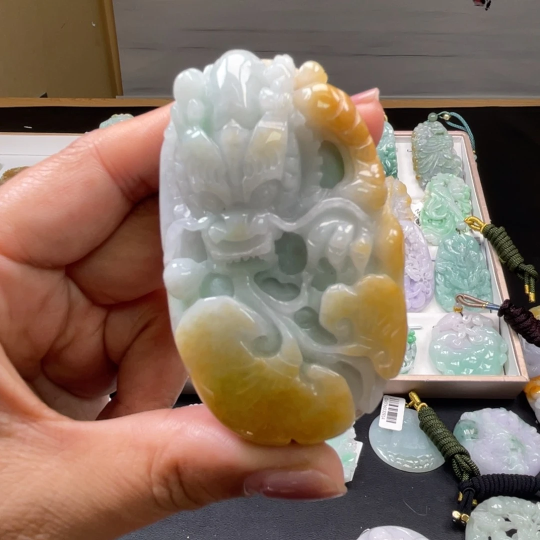 翡翠吊坠(不含链)未镶嵌