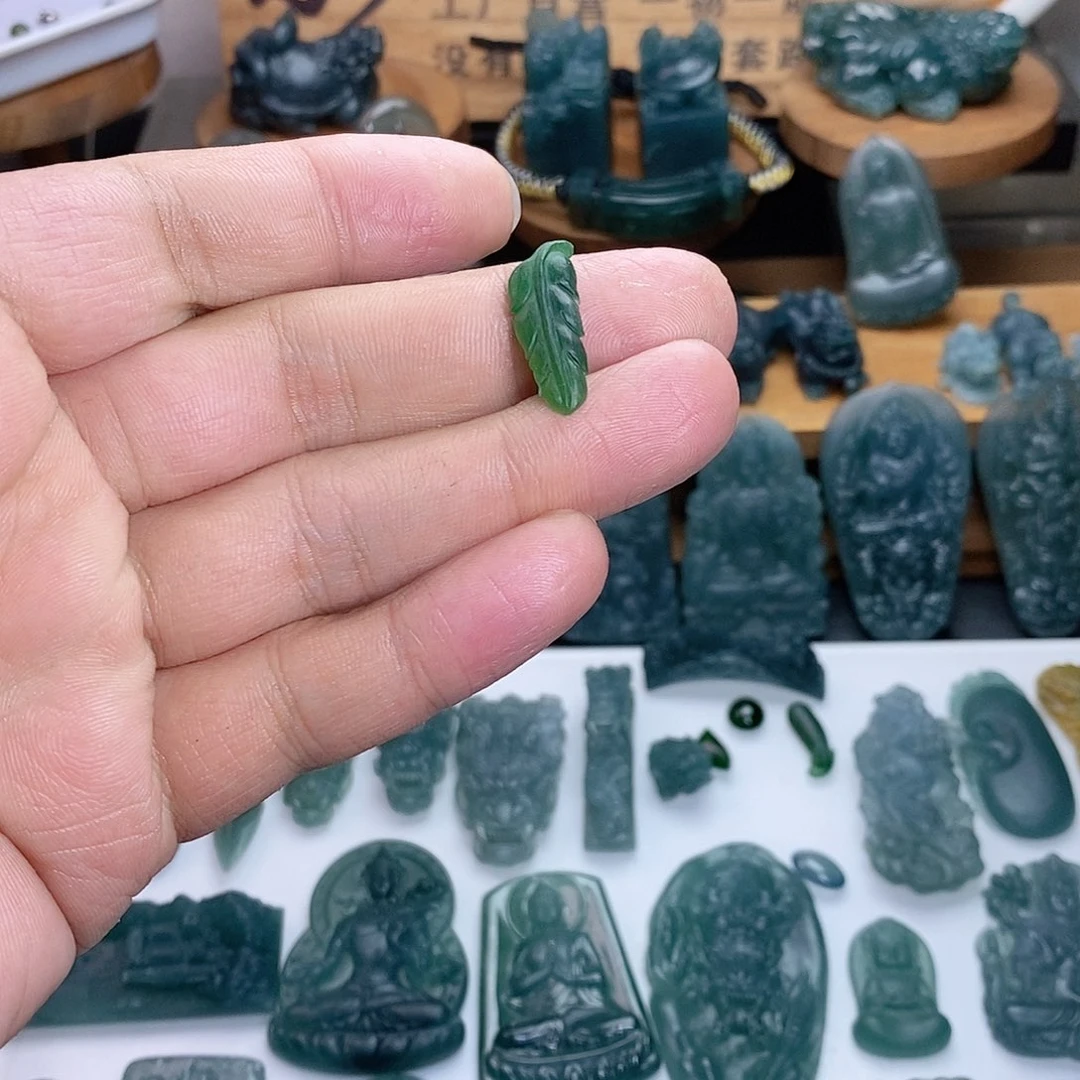 定制翡翠未镶嵌叶子