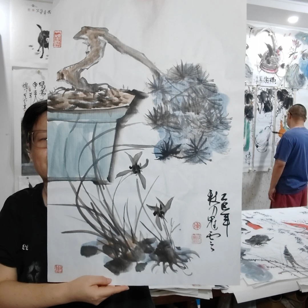 竖款45*69CM，无装裱，盆景