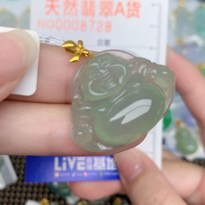 颈饰18K金镶嵌翡翠佛公