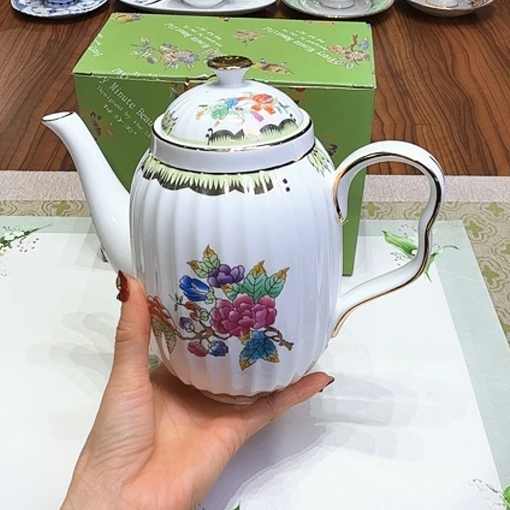 瓷片杯子杯子杯子水杯杯子水杯