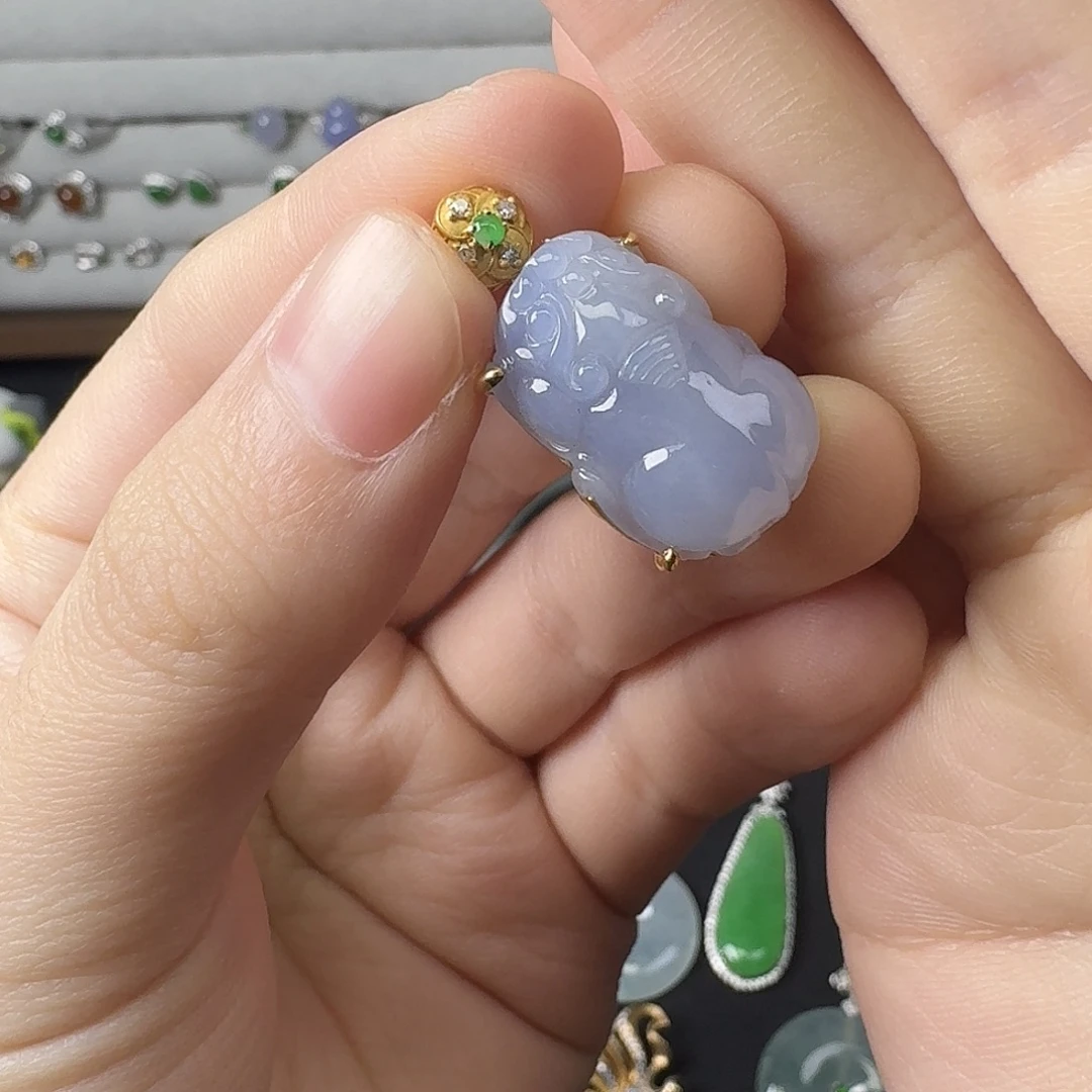 翡翠18K金镶嵌手链翡翠18k镶嵌紫色貔貅