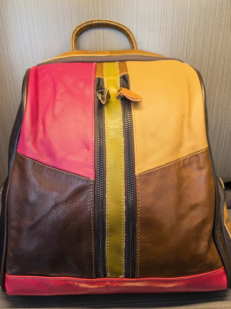 彩色头层牛皮书包