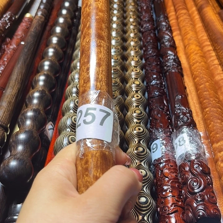 用***3大果紫檀（缅甸花梨）257