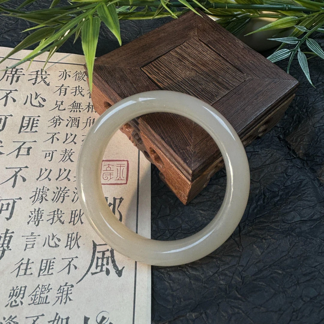 【盛亿珠宝甄选】和田玉青海料蜂蜜水手镯圈口卡57-58左右