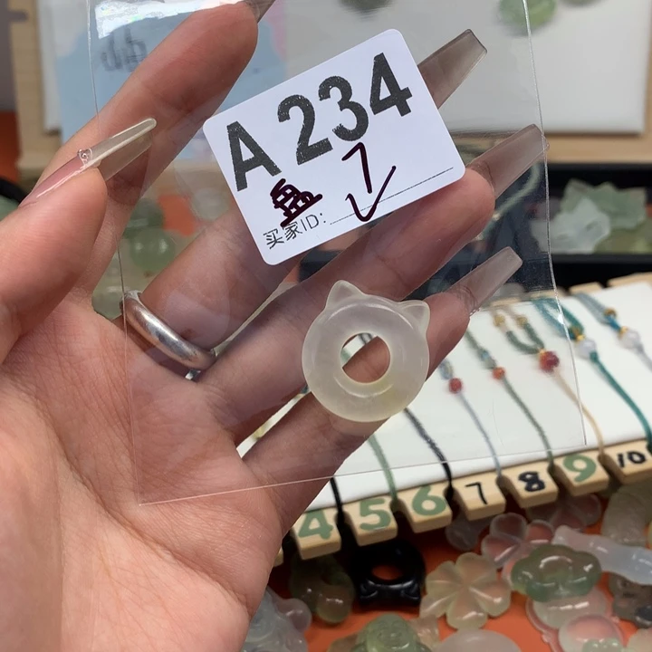 蛇纹石玉合金颈饰