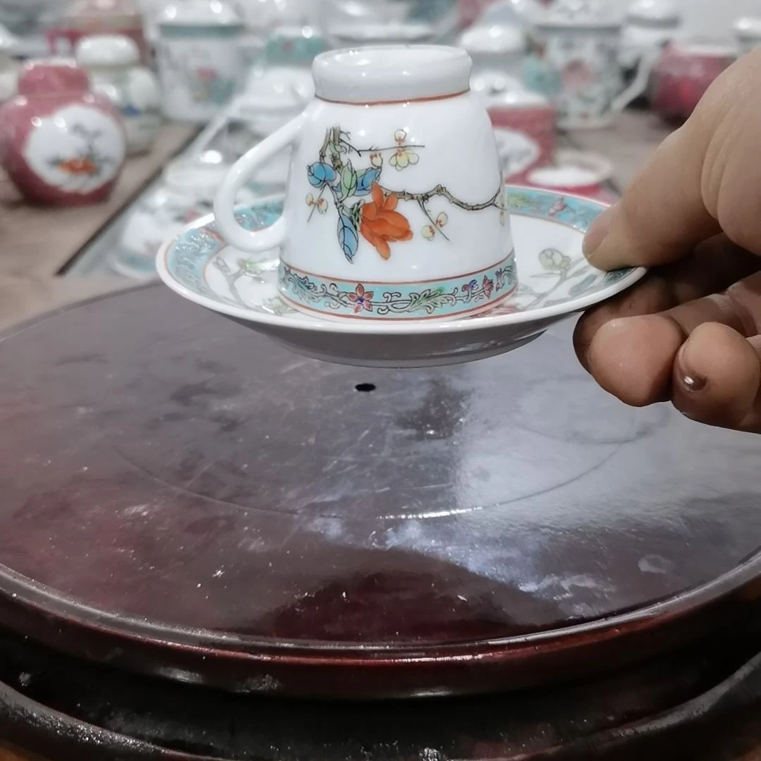 当代瓷器陶瓷工艺品有*