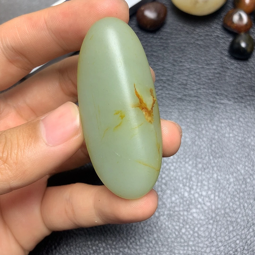 十***七和田玉未镶嵌挂件