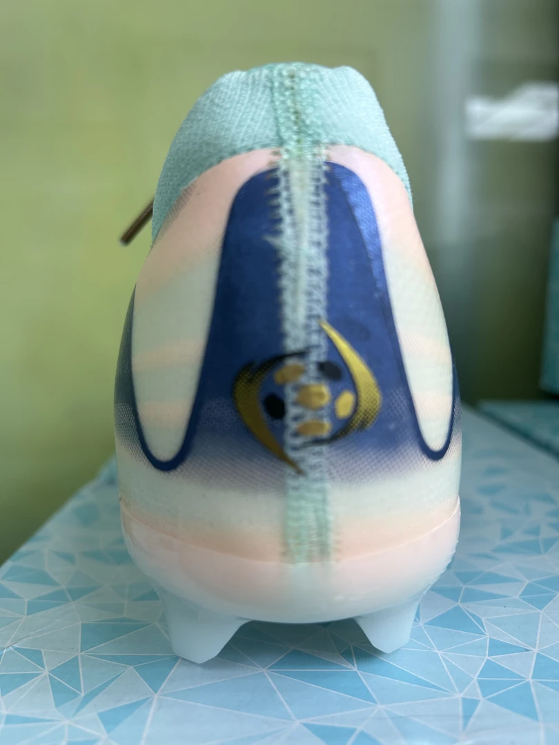 外贸原单尾货-高端断码足球鞋