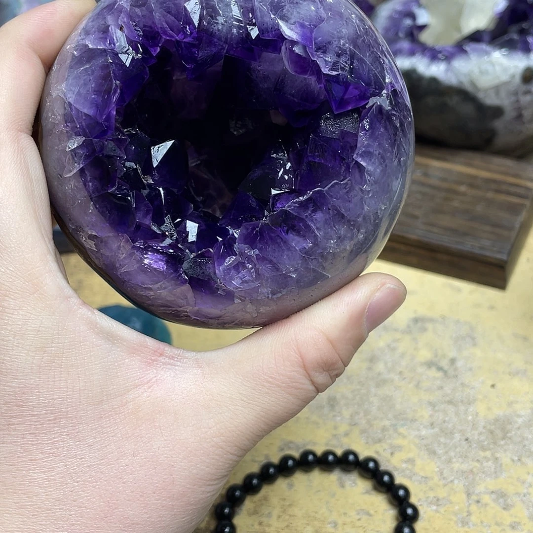 恒***紫晶大型摆件（非配饰）未镶嵌