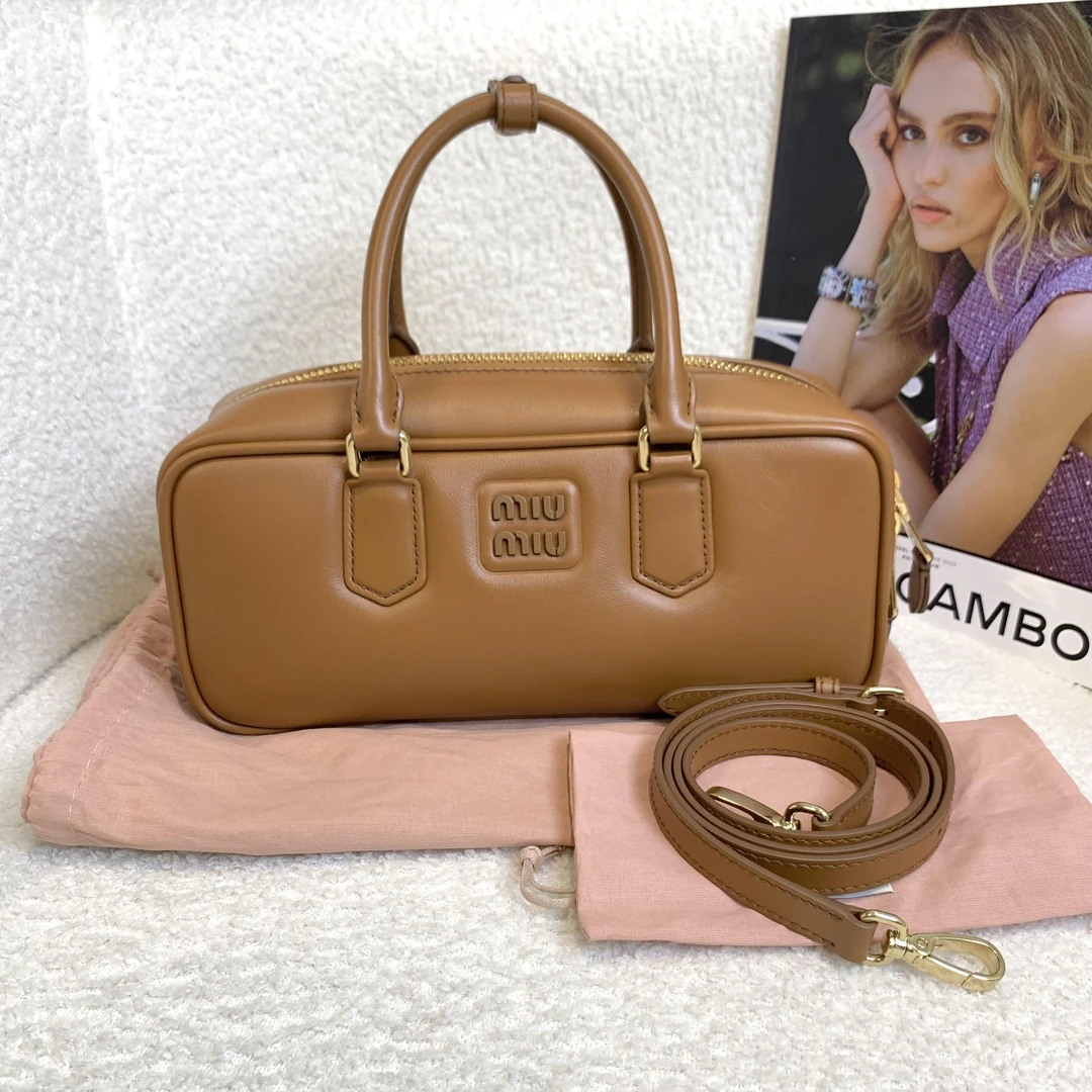 99新 MIU MIU/缪缪 壹臻/焦糖色保龄球中号/89880561