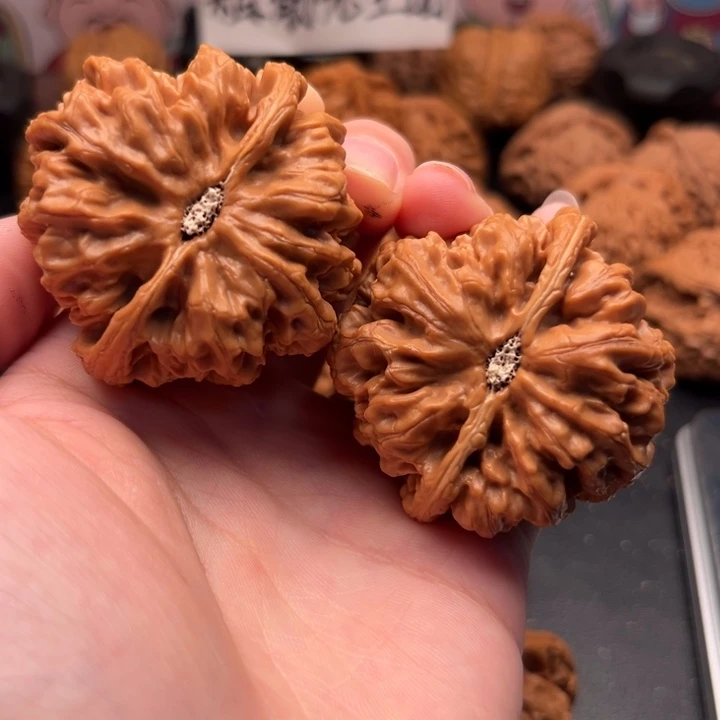 文玩核桃把件1026粗筋46/46/38