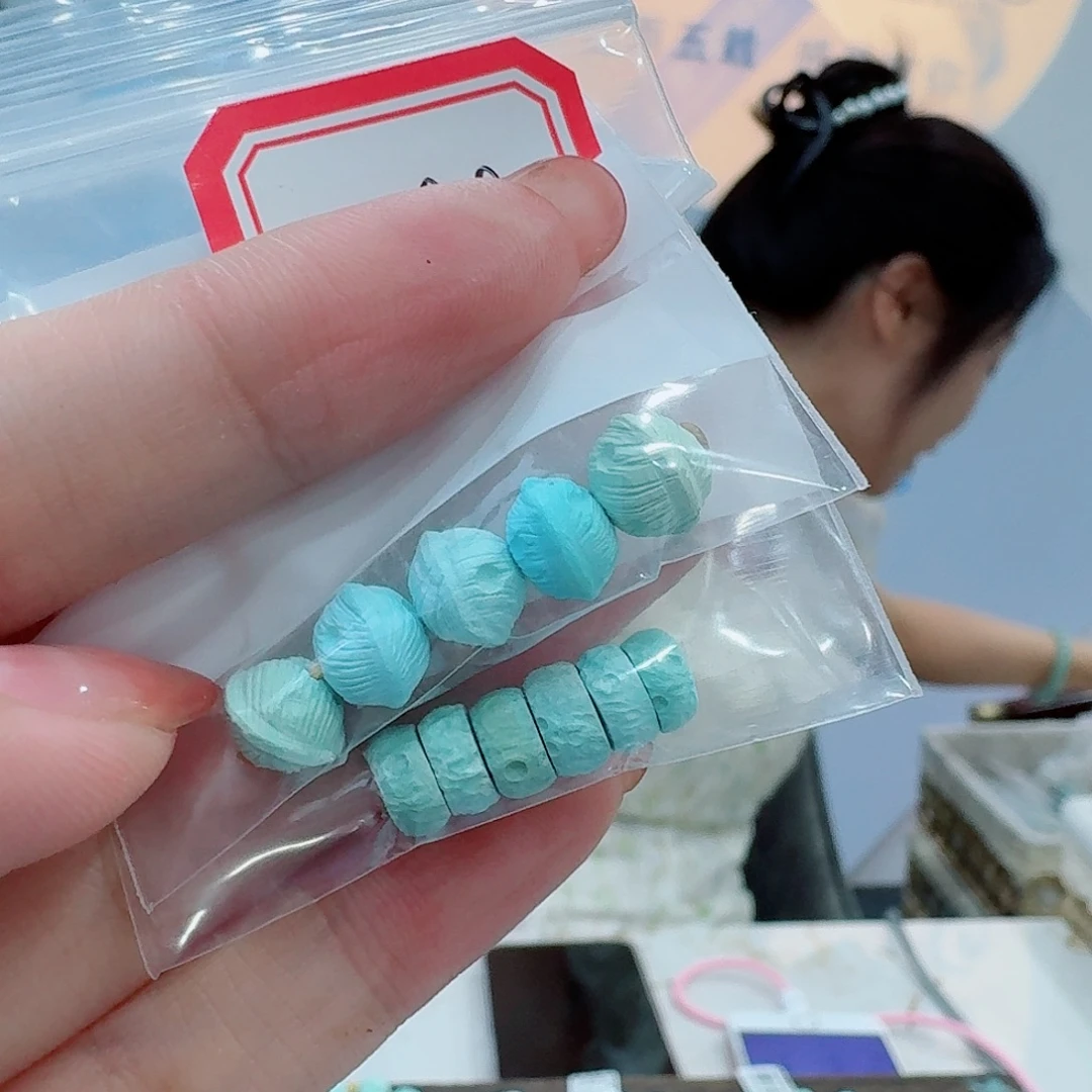 未镶嵌绿松石珠宝奇石