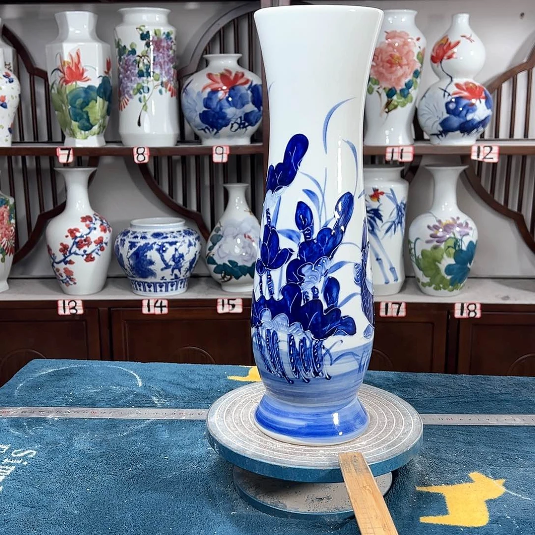 摆件景德镇陶瓷蛮鱼