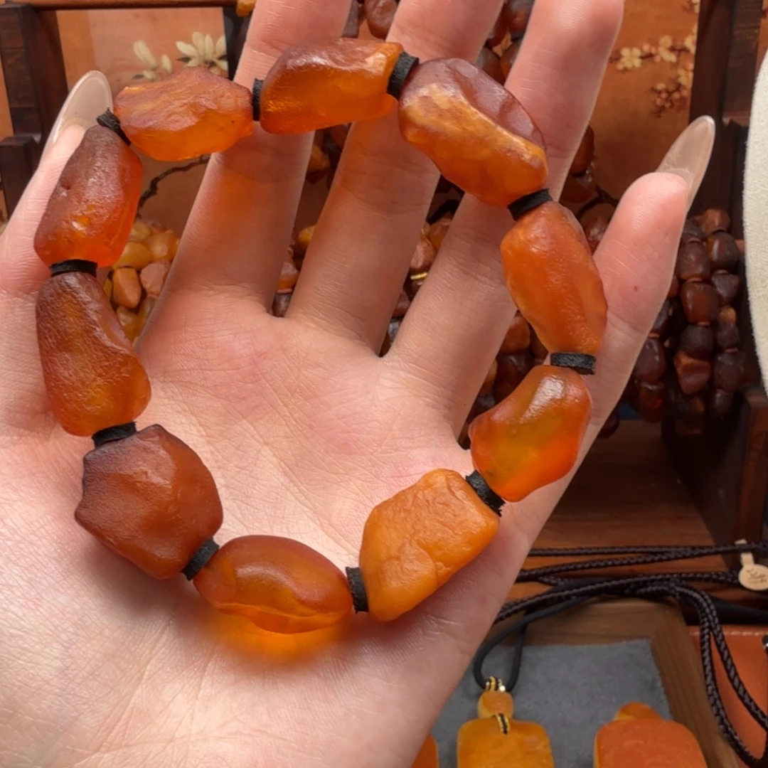 蜜蜡未镶嵌吊坠(赠链)