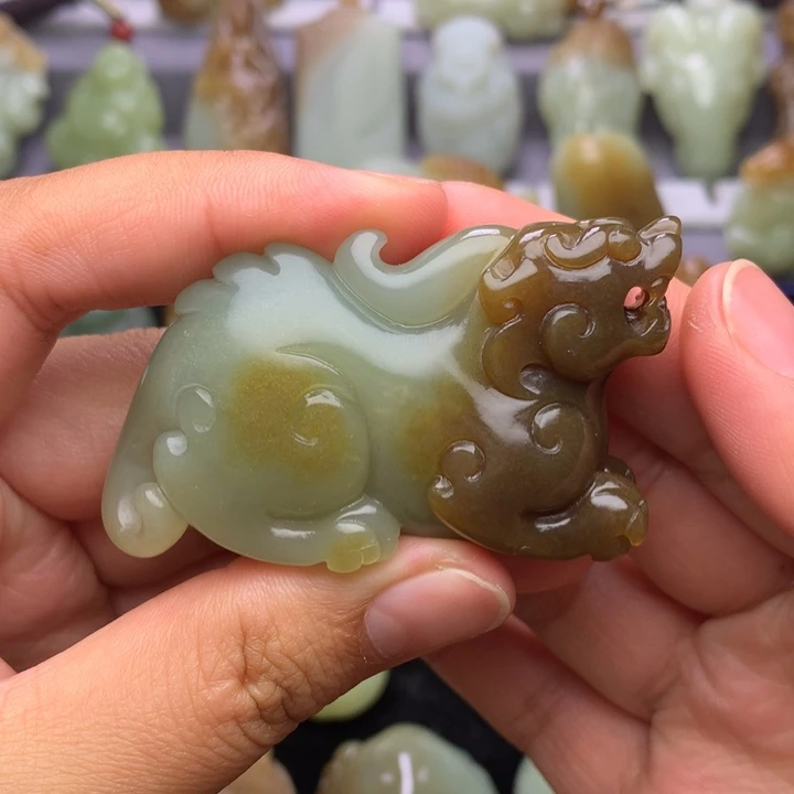 未镶嵌和田玉把件