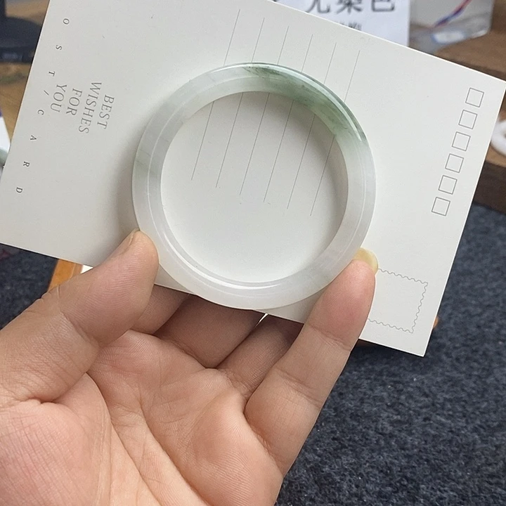 石英质玉未镶嵌手镯8012