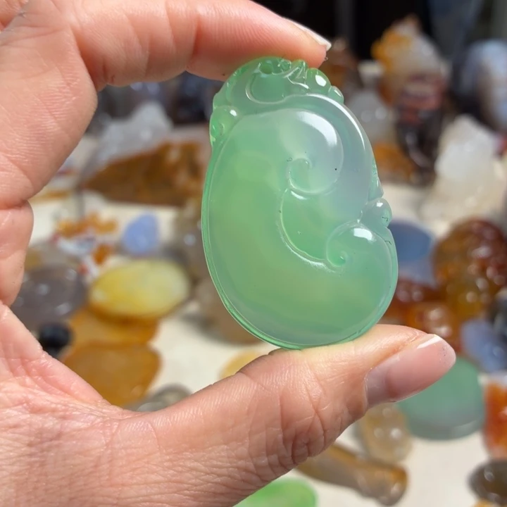 玛瑙/玉髓未镶嵌吊坠(不含链)